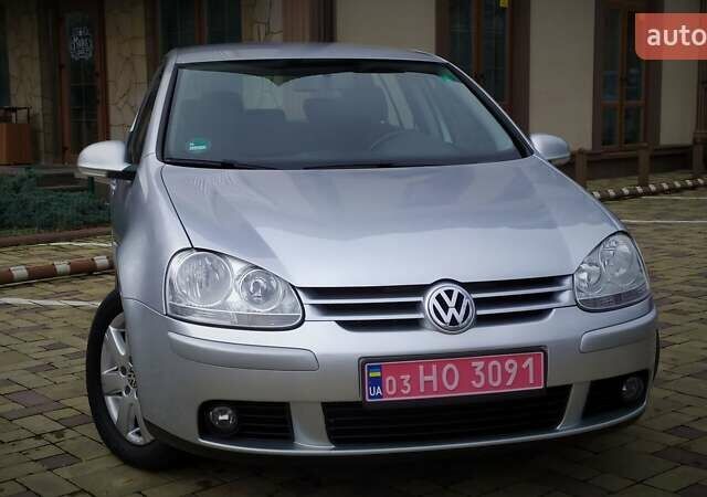 Сірий Фольксваген Гольф, об'ємом двигуна 1.6 л та пробігом 200 тис. км за 6950 $, фото 73 на Automoto.ua