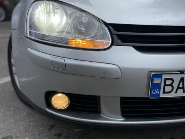 Серый Фольксваген Гольф, объемом двигателя 1.6 л и пробегом 292 тыс. км за 6500 $, фото 7 на Automoto.ua