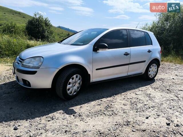 Серый Фольксваген Гольф, объемом двигателя 1.6 л и пробегом 268 тыс. км за 5900 $, фото 8 на Automoto.ua