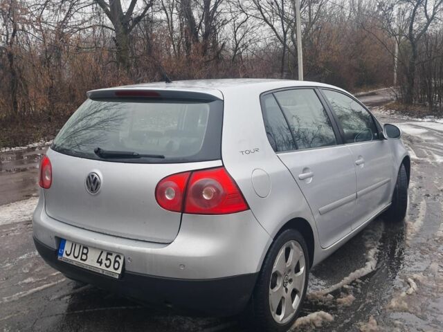 Сірий Фольксваген Гольф, об'ємом двигуна 2 л та пробігом 347 тис. км за 2600 $, фото 2 на Automoto.ua