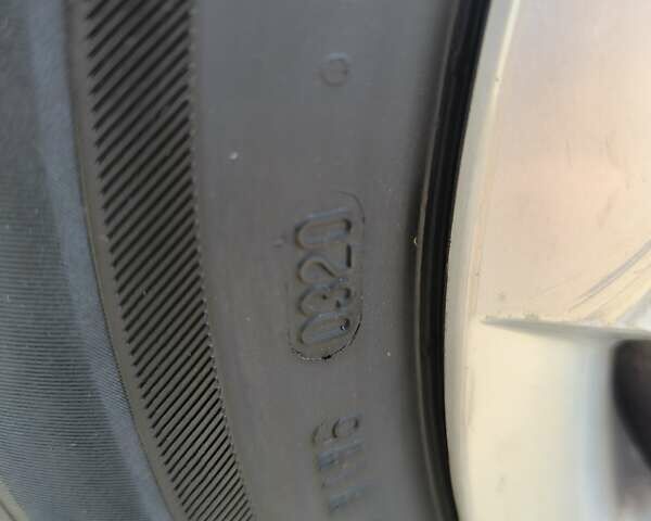 Серый Фольксваген Гольф, объемом двигателя 1.6 л и пробегом 268 тыс. км за 5900 $, фото 32 на Automoto.ua