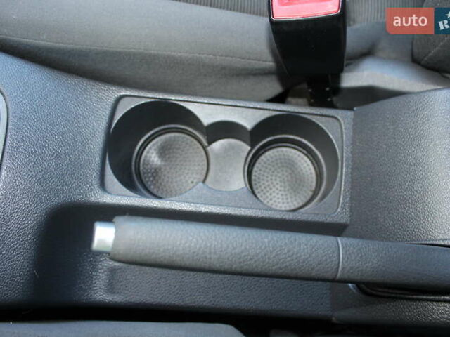 Серый Фольксваген Гольф, объемом двигателя 1.6 л и пробегом 195 тыс. км за 5890 $, фото 34 на Automoto.ua