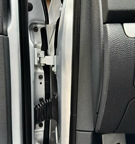 Серый Фольксваген Гольф, объемом двигателя 1.6 л и пробегом 178 тыс. км за 6556 $, фото 36 на Automoto.ua