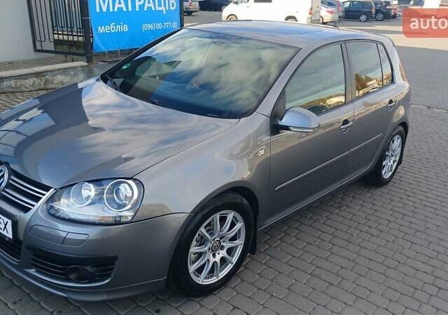 Сірий Фольксваген Гольф, об'ємом двигуна 1.4 л та пробігом 202 тис. км за 8100 $, фото 2 на Automoto.ua