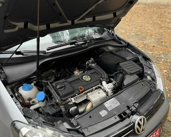 Серый Фольксваген Гольф, объемом двигателя 1.4 л и пробегом 217 тыс. км за 6300 $, фото 42 на Automoto.ua