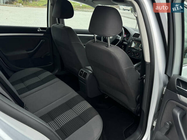 Сірий Фольксваген Гольф, об'ємом двигуна 1.4 л та пробігом 249 тис. км за 5900 $, фото 37 на Automoto.ua