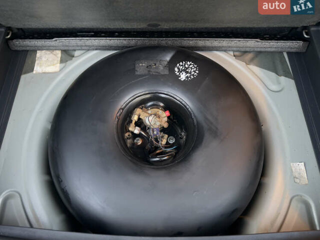 Серый Фольксваген Гольф, объемом двигателя 1.6 л и пробегом 248 тыс. км за 7200 $, фото 38 на Automoto.ua