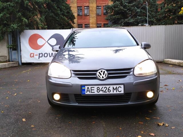 Серый Фольксваген Гольф, объемом двигателя 1.6 л и пробегом 240 тыс. км за 6150 $, фото 1 на Automoto.ua