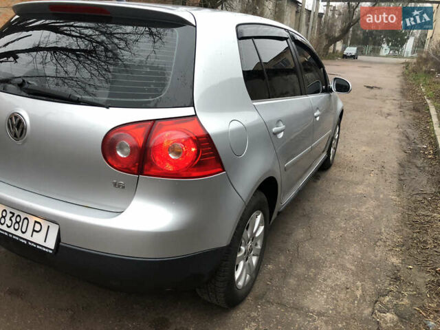 Серый Фольксваген Гольф, объемом двигателя 1.6 л и пробегом 284 тыс. км за 5100 $, фото 2 на Automoto.ua