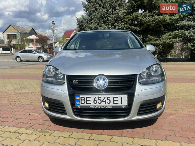 Серый Фольксваген Гольф, объемом двигателя 1.97 л и пробегом 250 тыс. км за 7300 $, фото 2 на Automoto.ua