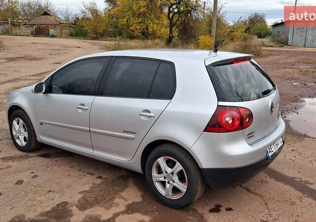 Серый Фольксваген Гольф, объемом двигателя 1.6 л и пробегом 175 тыс. км за 6200 $, фото 4 на Automoto.ua