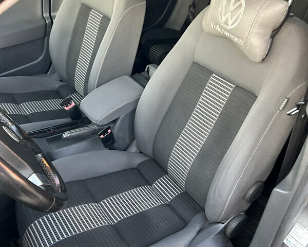 Сірий Фольксваген Гольф, об'ємом двигуна 1.39 л та пробігом 241 тис. км за 6199 $, фото 21 на Automoto.ua