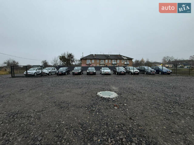 Серый Фольксваген Гольф, объемом двигателя 1.6 л и пробегом 227 тыс. км за 6300 $, фото 112 на Automoto.ua