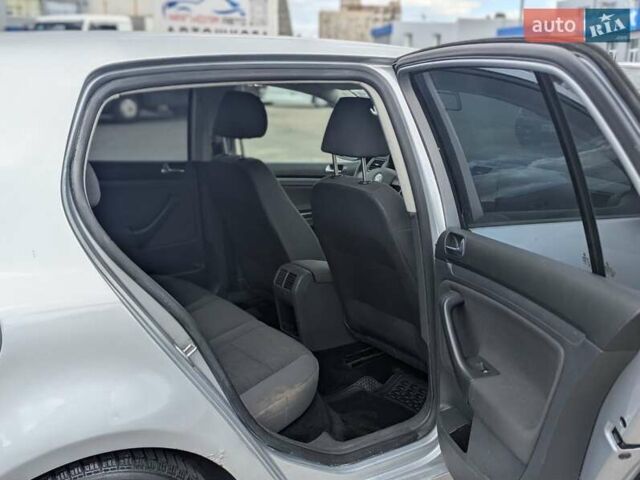 Фольксваген Гольф 2008 у Києві на Automoto.ua Сірий Фольксваген Гольф, об'ємом двигуна 1.6 л та пробігом 482 тис. км за 3300 $, фото 10 на Automoto.ua