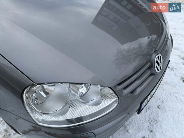 Серый Фольксваген Гольф, объемом двигателя 1.4 л и пробегом 203 тыс. км за 5950 $, фото 20 на Automoto.ua