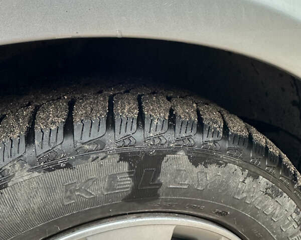 Серый Фольксваген Гольф, объемом двигателя 1.6 л и пробегом 320 тыс. км за 6299 $, фото 3 на Automoto.ua