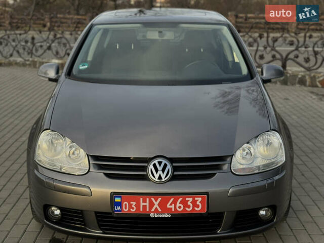 Серый Фольксваген Гольф, объемом двигателя 1.6 л и пробегом 170 тыс. км за 6600 $, фото 9 на Automoto.ua