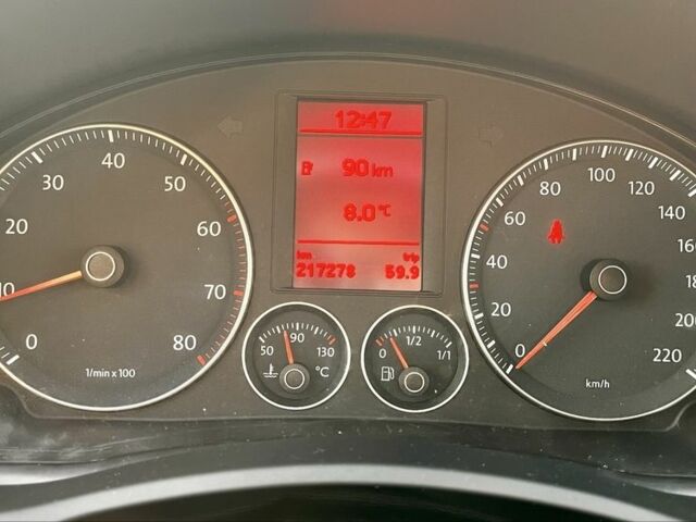 Серый Фольксваген Гольф, объемом двигателя 1.4 л и пробегом 217 тыс. км за 5550 $, фото 14 на Automoto.ua