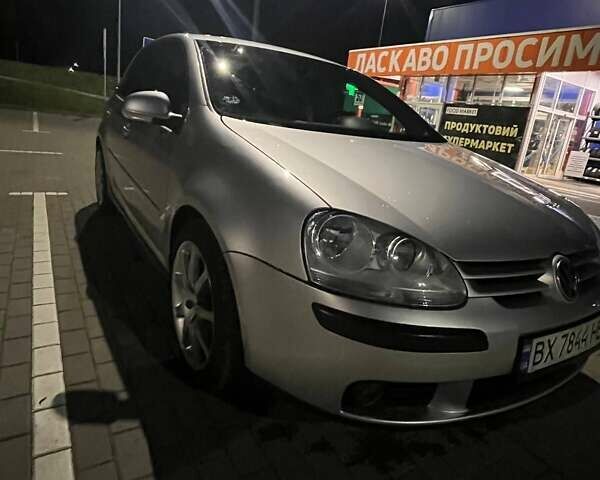 Серый Фольксваген Гольф, объемом двигателя 1.4 л и пробегом 204 тыс. км за 6100 $, фото 2 на Automoto.ua