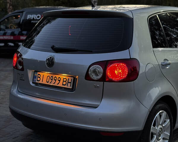 Серый Фольксваген Гольф, объемом двигателя 1.6 л и пробегом 248 тыс. км за 7200 $, фото 23 на Automoto.ua