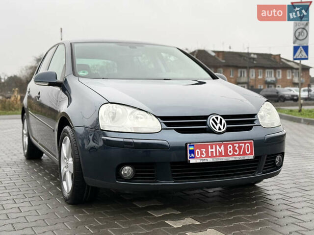 Серый Фольксваген Гольф, объемом двигателя 1.6 л и пробегом 227 тыс. км за 6300 $, фото 13 на Automoto.ua