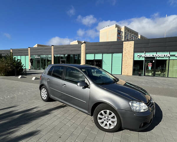 Сірий Фольксваген Гольф, об'ємом двигуна 1.4 л та пробігом 260 тис. км за 6000 $, фото 14 на Automoto.ua