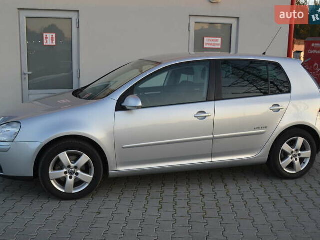 Сірий Фольксваген Гольф, об'ємом двигуна 1.6 л та пробігом 162 тис. км за 7200 $, фото 16 на Automoto.ua