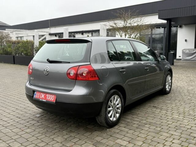 Серый Фольксваген Гольф, объемом двигателя 1.6 л и пробегом 223 тыс. км за 5900 $, фото 8 на Automoto.ua