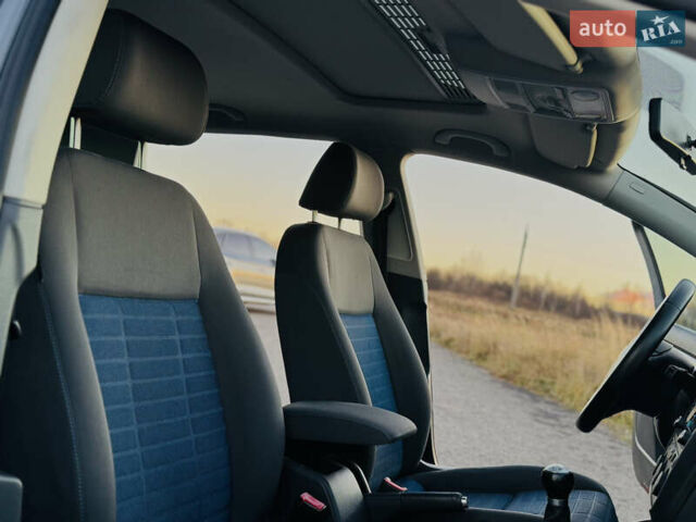 Сірий Фольксваген Гольф, об'ємом двигуна 1.6 л та пробігом 170 тис. км за 6600 $, фото 37 на Automoto.ua