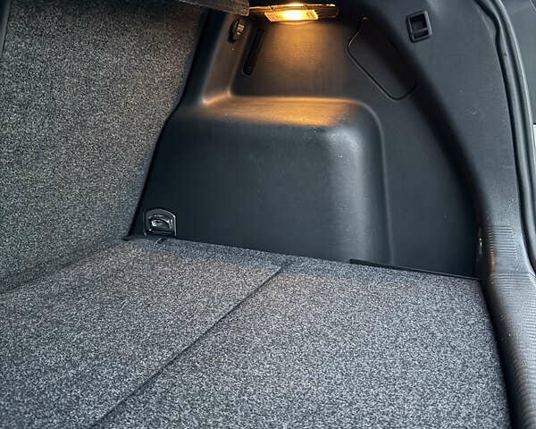 Серый Фольксваген Гольф, объемом двигателя 1.6 л и пробегом 248 тыс. км за 7200 $, фото 37 на Automoto.ua