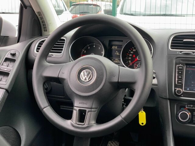 Серый Фольксваген Гольф, объемом двигателя 1.4 л и пробегом 228 тыс. км за 6899 $, фото 20 на Automoto.ua