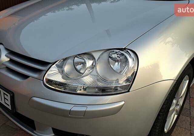 Сірий Фольксваген Гольф, об'ємом двигуна 1.39 л та пробігом 240 тис. км за 6500 $, фото 19 на Automoto.ua