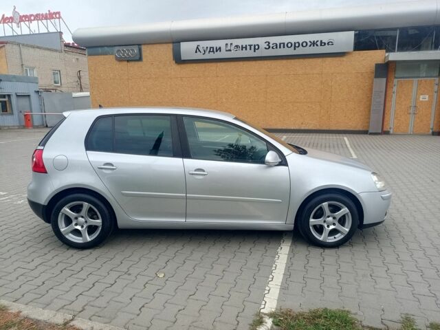 Серый Фольксваген Гольф, объемом двигателя 1.6 л и пробегом 240 тыс. км за 6500 $, фото 3 на Automoto.ua