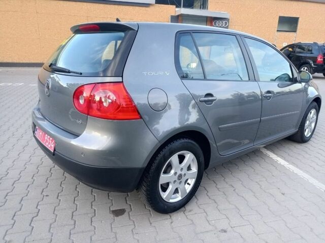 Серый Фольксваген Гольф, объемом двигателя 1.6 л и пробегом 196 тыс. км за 6399 $, фото 19 на Automoto.ua