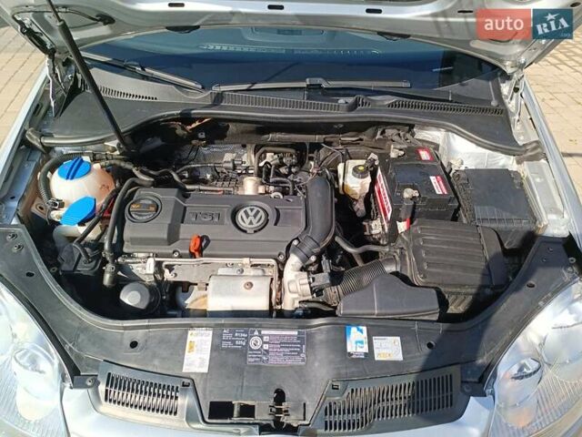 Серый Фольксваген Гольф, объемом двигателя 1.4 л и пробегом 163 тыс. км за 5850 $, фото 15 на Automoto.ua