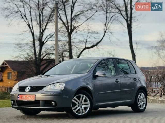 Серый Фольксваген Гольф, объемом двигателя 1.6 л и пробегом 170 тыс. км за 6600 $, фото 4 на Automoto.ua