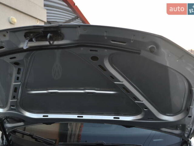 Сірий Фольксваген Гольф, об'ємом двигуна 1.6 л та пробігом 162 тис. км за 7200 $, фото 40 на Automoto.ua