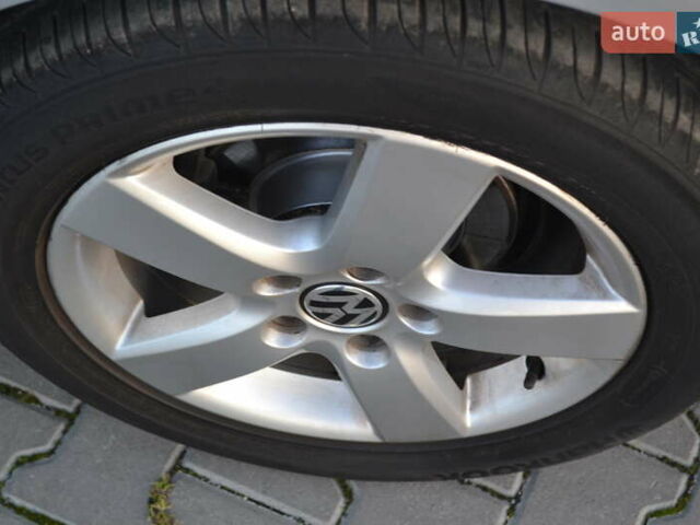 Сірий Фольксваген Гольф, об'ємом двигуна 1.6 л та пробігом 162 тис. км за 7200 $, фото 36 на Automoto.ua