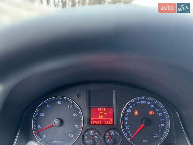 Сірий Фольксваген Гольф, об'ємом двигуна 1.6 л та пробігом 167 тис. км за 6550 $, фото 27 на Automoto.ua
