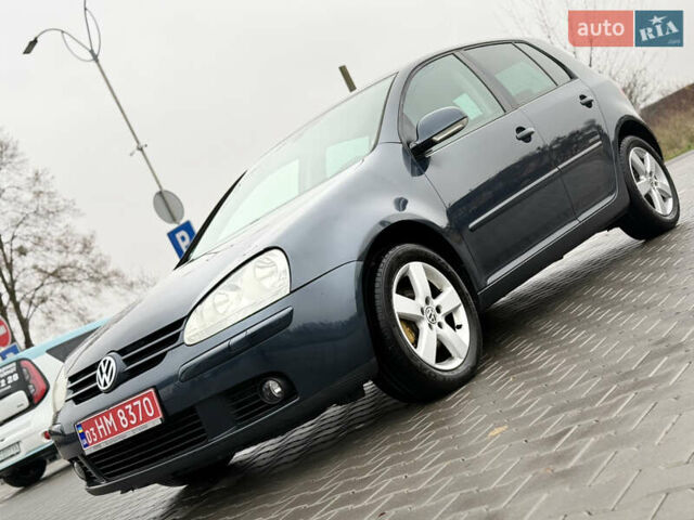 Серый Фольксваген Гольф, объемом двигателя 1.6 л и пробегом 227 тыс. км за 6300 $, фото 19 на Automoto.ua