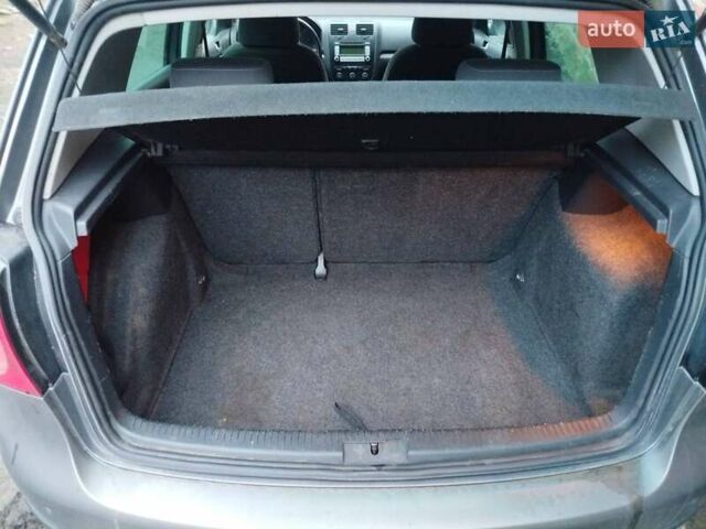 Сірий Фольксваген Гольф, об'ємом двигуна 1.4 л та пробігом 300 тис. км за 4700 $, фото 35 на Automoto.ua
