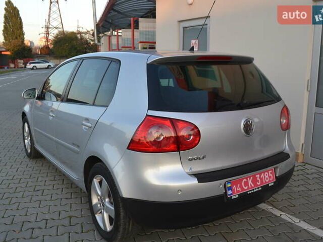 Сірий Фольксваген Гольф, об'ємом двигуна 1.6 л та пробігом 162 тис. км за 7200 $, фото 8 на Automoto.ua