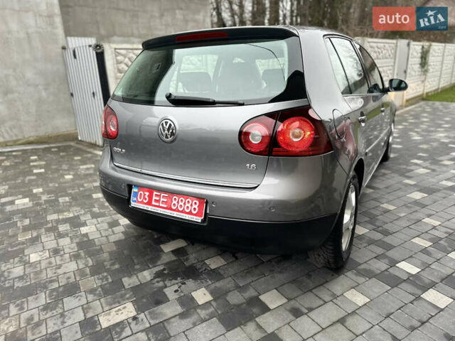 Сірий Фольксваген Гольф, об'ємом двигуна 1.6 л та пробігом 167 тис. км за 6550 $, фото 4 на Automoto.ua
