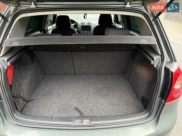 Серый Фольксваген Гольф, объемом двигателя 1.39 л и пробегом 275 тыс. км за 6250 $, фото 35 на Automoto.ua