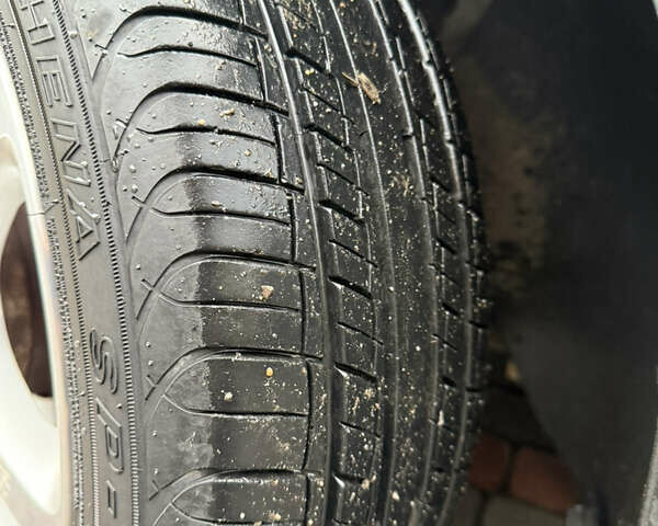 Серый Фольксваген Гольф, объемом двигателя 1.39 л и пробегом 275 тыс. км за 6250 $, фото 21 на Automoto.ua