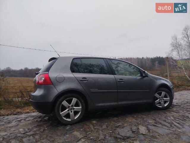 Сірий Фольксваген Гольф, об'ємом двигуна 1.4 л та пробігом 300 тис. км за 4700 $, фото 25 на Automoto.ua