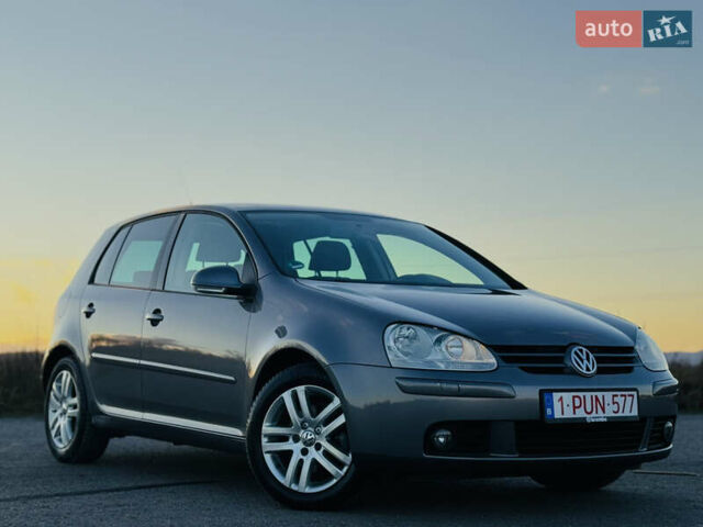 Сірий Фольксваген Гольф, об'ємом двигуна 1.6 л та пробігом 170 тис. км за 6600 $, фото 3 на Automoto.ua