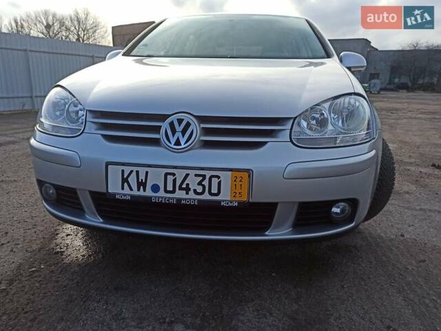 Серый Фольксваген Гольф, объемом двигателя 1.4 л и пробегом 190 тыс. км за 5999 $, фото 13 на Automoto.ua