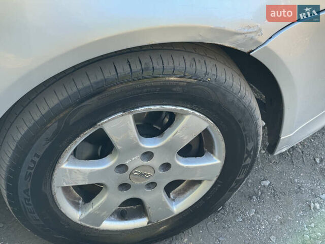 Фольксваген Гольф 2008 в Полтаве на Automoto.ua Серый Фольксваген Гольф, объемом двигателя 1.39 л и пробегом 305 тыс. км за 4950 $, фото 22 на Automoto.ua