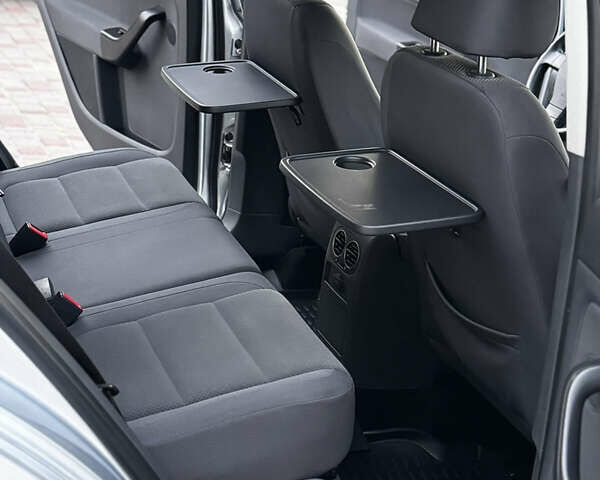 Серый Фольксваген Гольф, объемом двигателя 1.6 л и пробегом 248 тыс. км за 7200 $, фото 47 на Automoto.ua